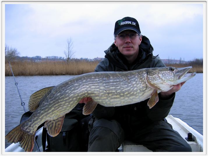 8.250 kg.  99 cm.<br><br>8.250 kg. med en længde på 99 cm.<br><br>